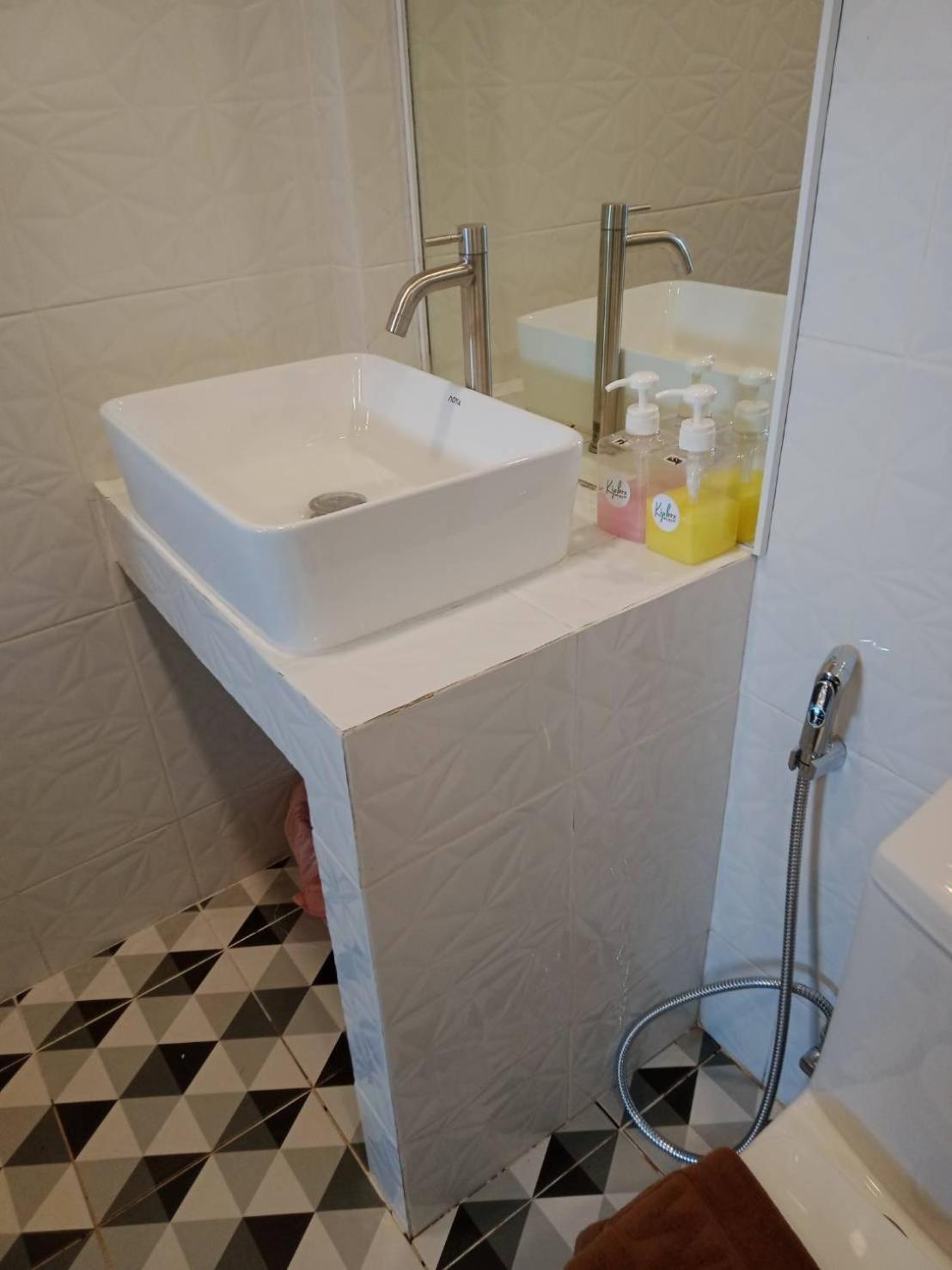 Kipbox Hotel Trang Eksteriør billede